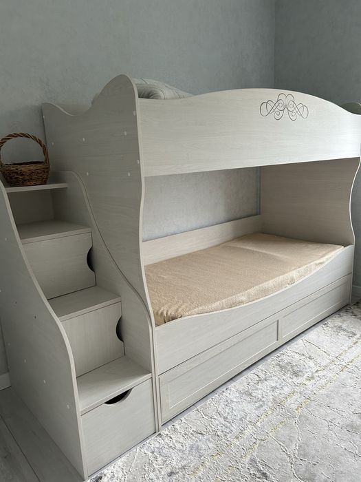 Продам детскую кровать