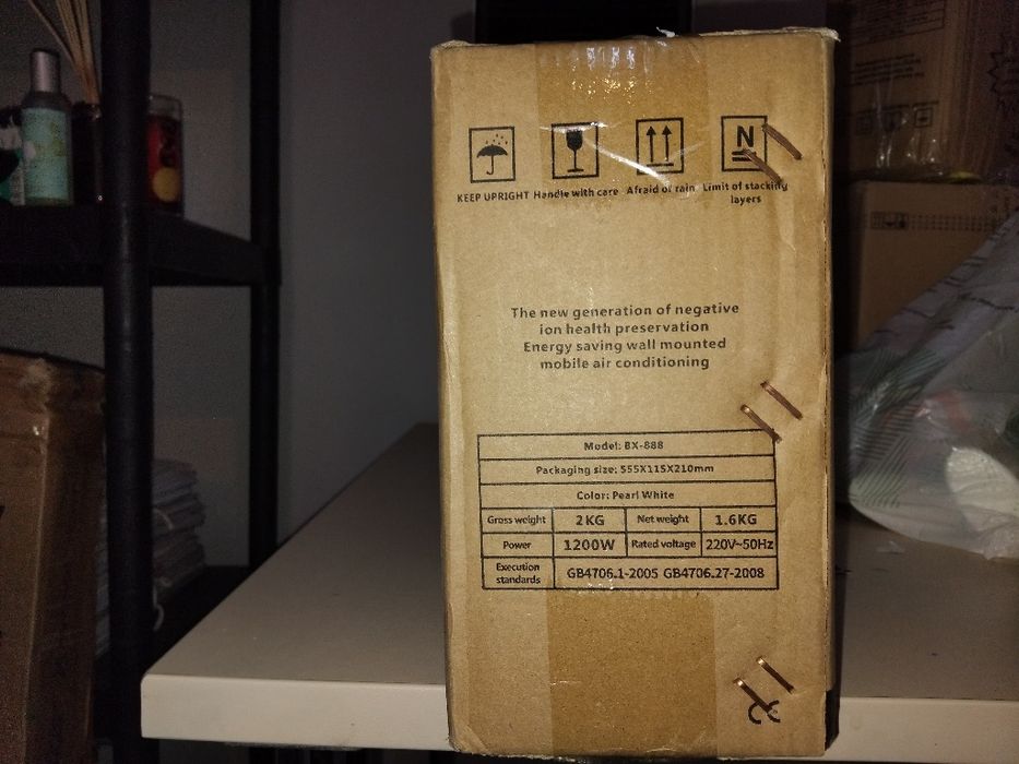 Компактна печка за стена