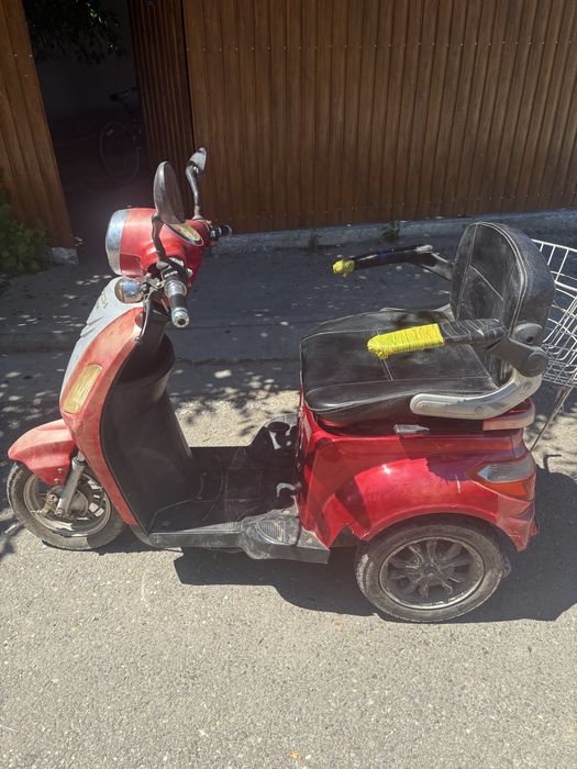 Triciclu electric