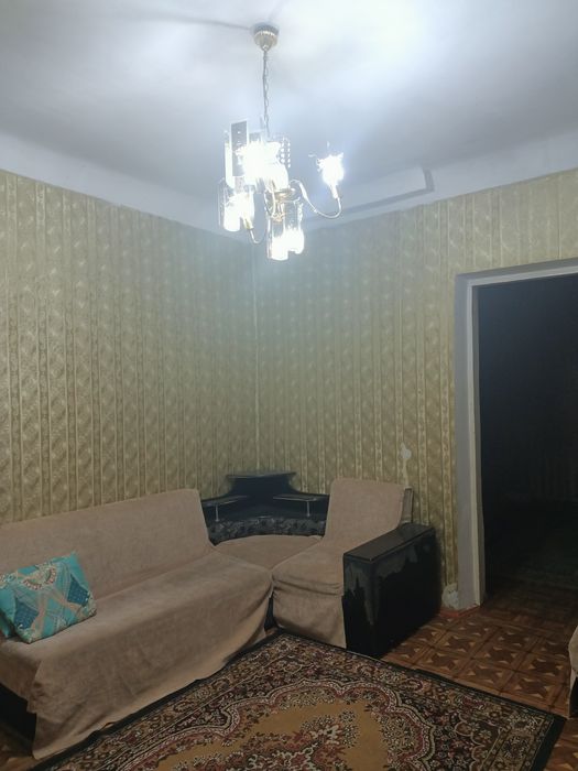 Продам 2 ком кв вЦентр Срочна.