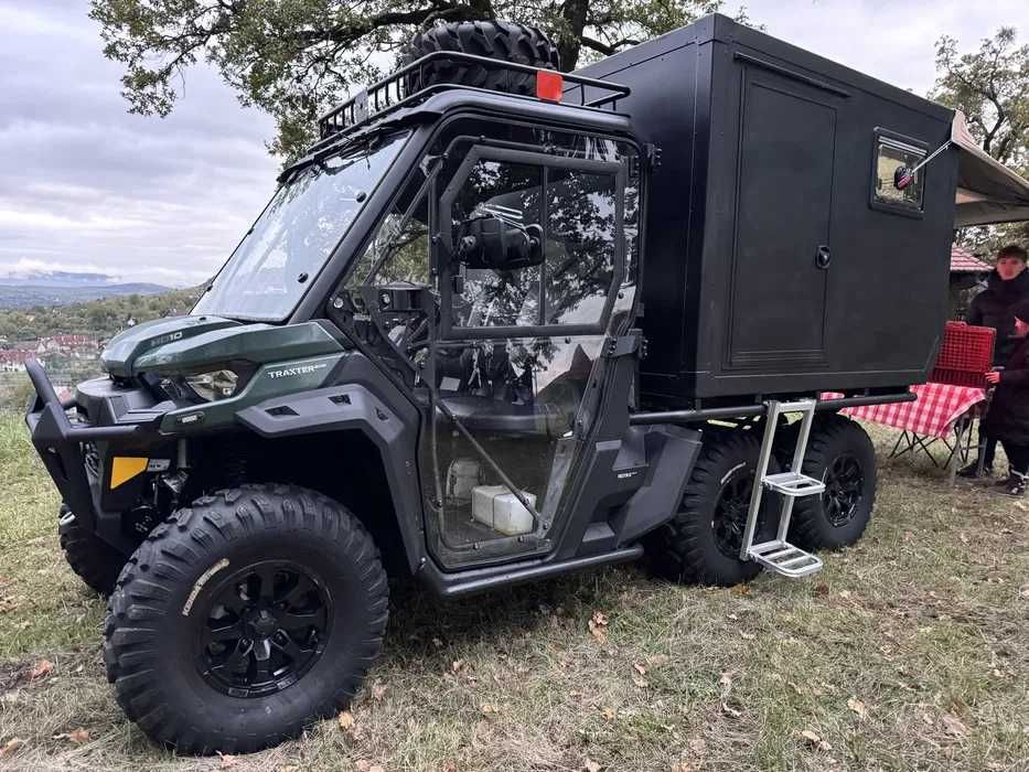 Can-Am Traxter 6x6 Adventure – autorulotă fără egal