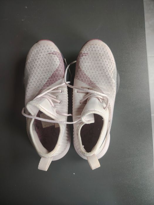 Оригинални дамски маратонки Nike Air Zoom  38,5