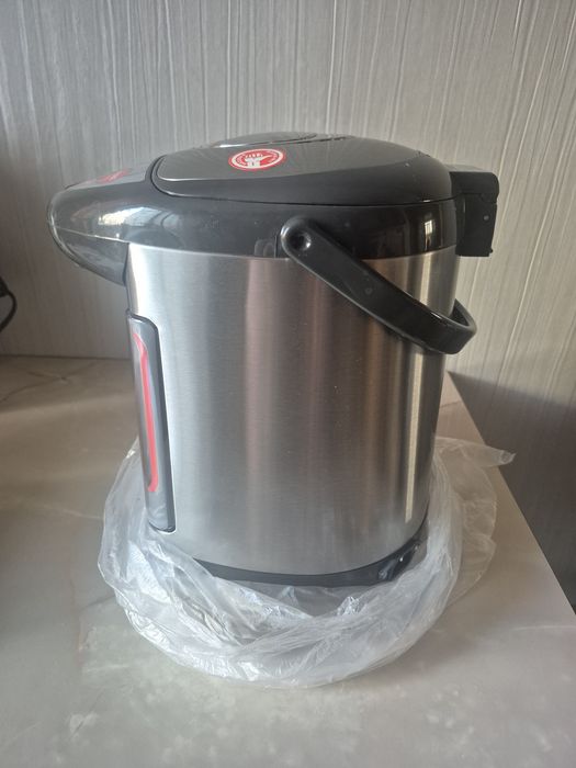 Продам термопот 3,3л
