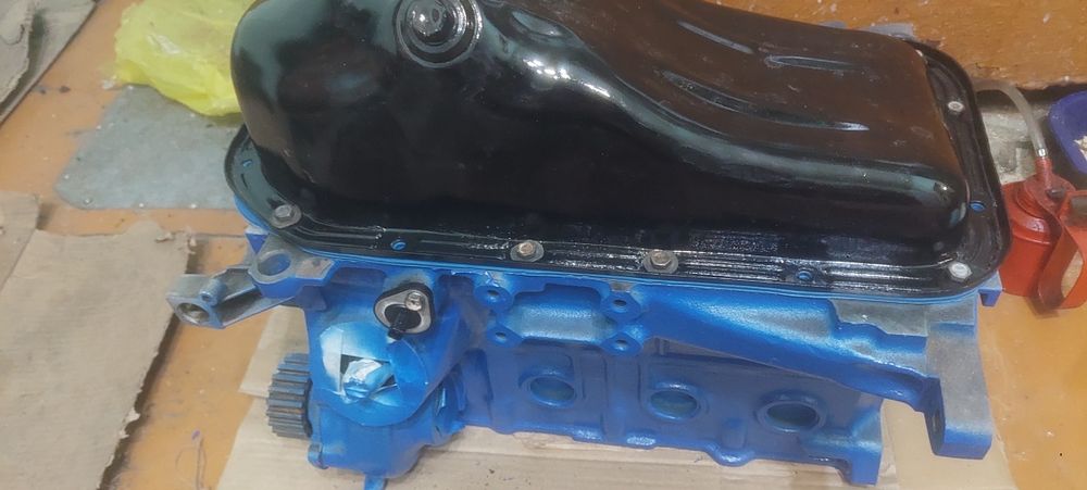 Продается блок Ваз 2114.