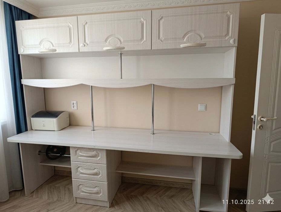 Продам парту в хорошем качестве