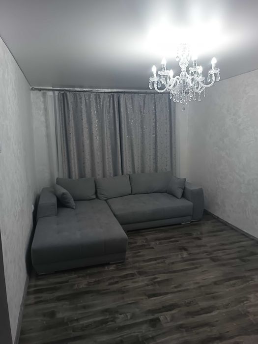 Bulevardul Independenţei parter la 100 m de Calea càlaraşilor.