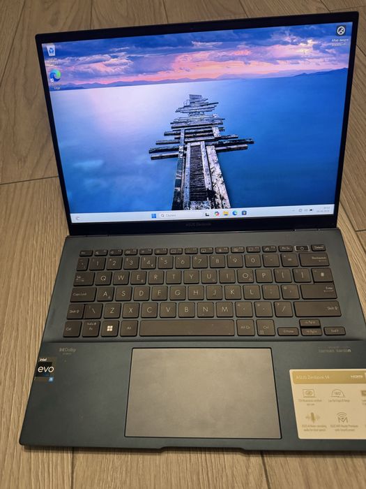 Laptop Asus zenbook 14 i5 gen 12