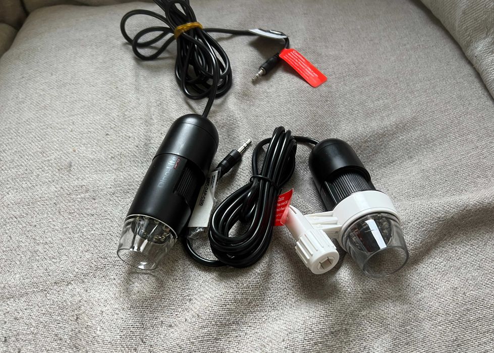 Dino Lite Pro microscop digital cu 2 sonde si ecran portabil