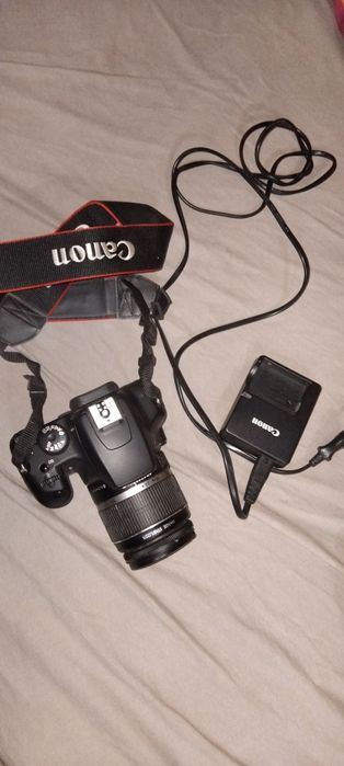 Canon Eos 50 D полупрофесионашен Варио обектив