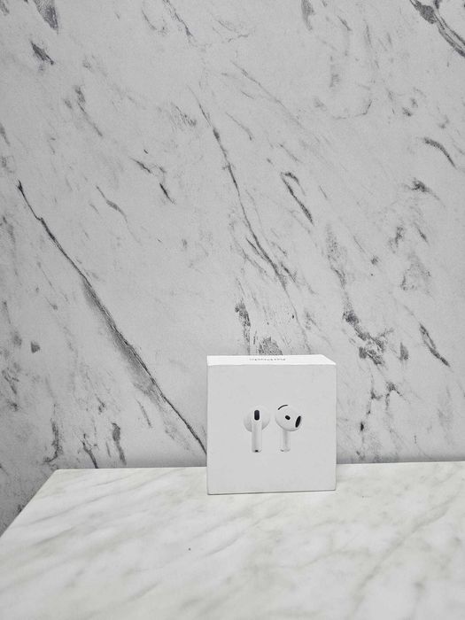 Apple AirPods 4  Sigilate Zeus Amanet 68285