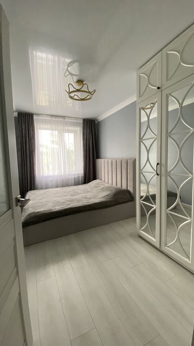 Продается 3-х ком.кв. улучшенной планировки