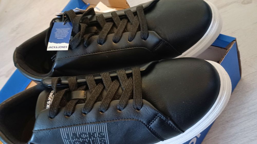 Обувки,,Djake &Djones,