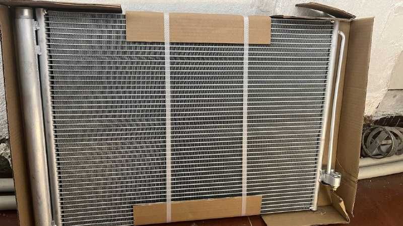 Радиатор кондиционера на Mazda