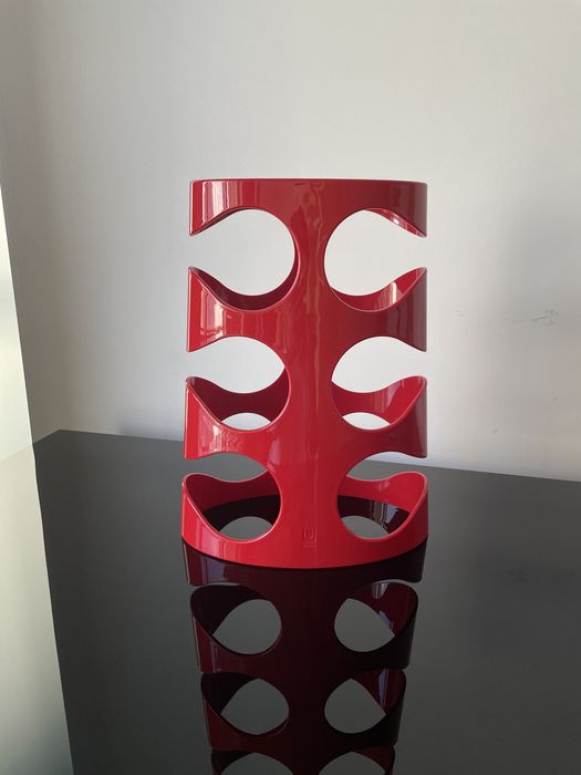 Подставки, полочки для вина