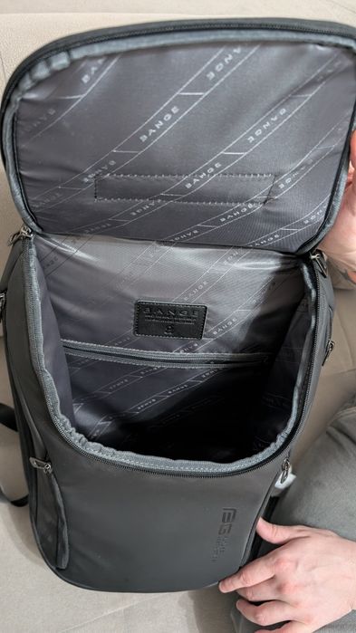 Рюкзак BANGE черный