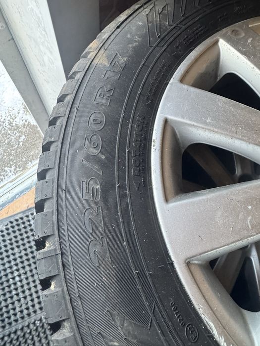 Продам комплект колес 5*120