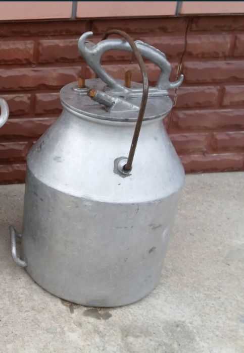 Продам алюминевую флягу
