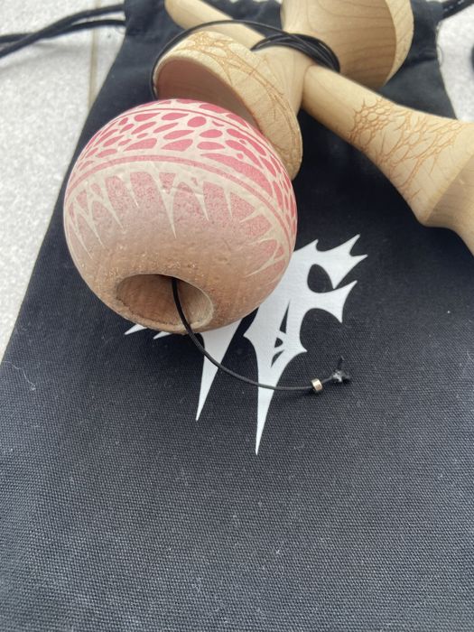 Kendama Locked Studios ca nouaa