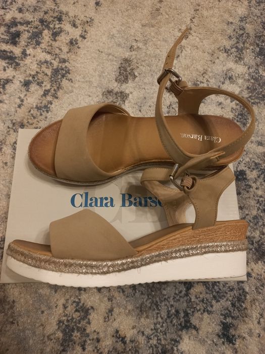 Сандали Clara Barson