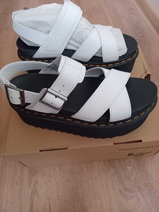 Dr.Martens N38 Нови сандали