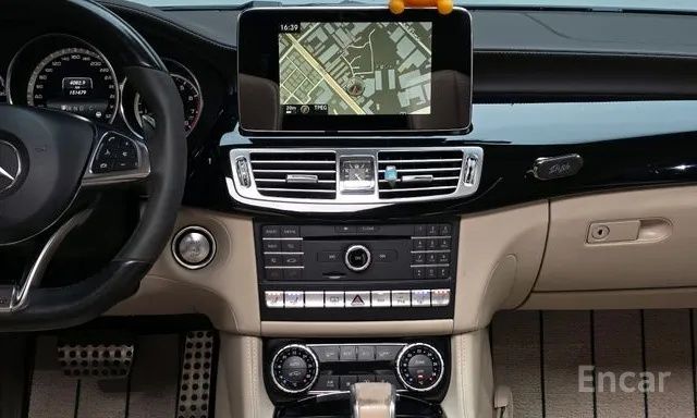 Mercedes-Benz CLS 63 AMG 2015 — 8