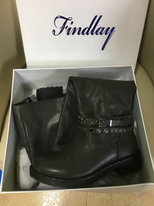 Продавам ботуши