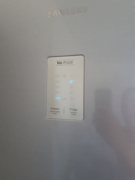 Халодильник самсунг
