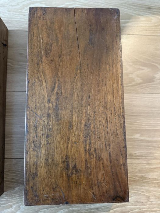 Две стари табли за игра