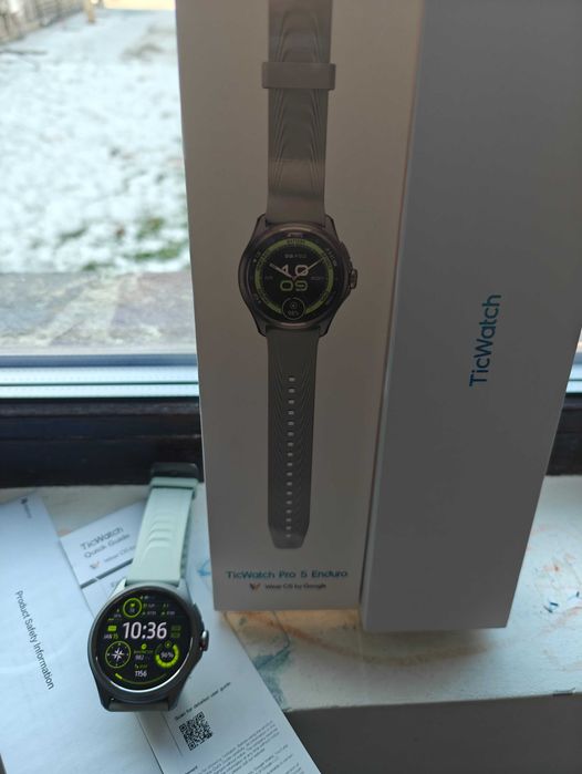 Vand ceas smartwatch Mobvoi TicWatch 5 PRO Enduro, ca nou, impecabil!