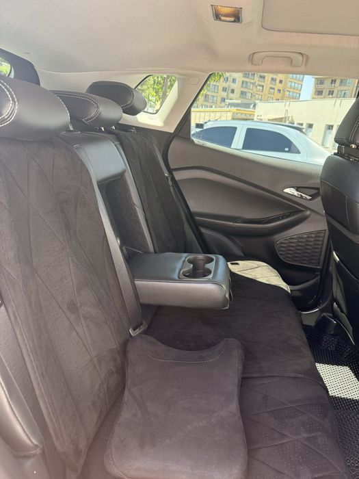 Срочно продается Chevrolet Tracker 2 Premier Plus