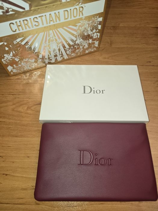 Dior оригинални несесери