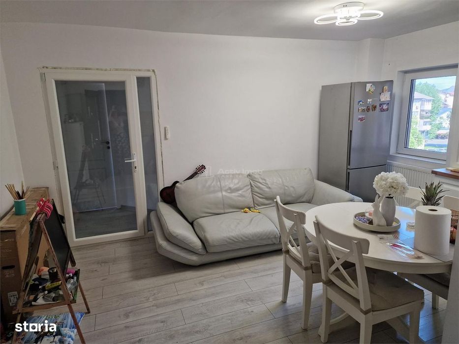 Apartament 2 camere de vanzare in micro 6