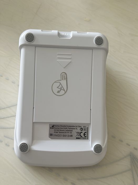 Продаю тонометр электронный