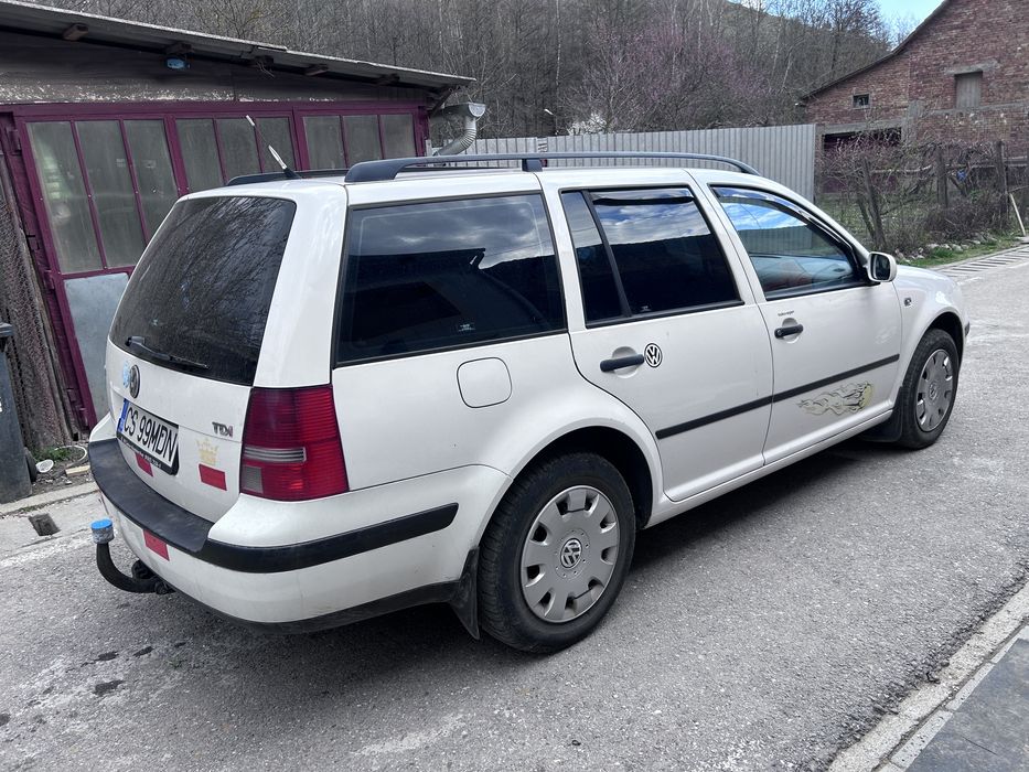 Vand Golf 4 de 1.9TDI din anul 2003