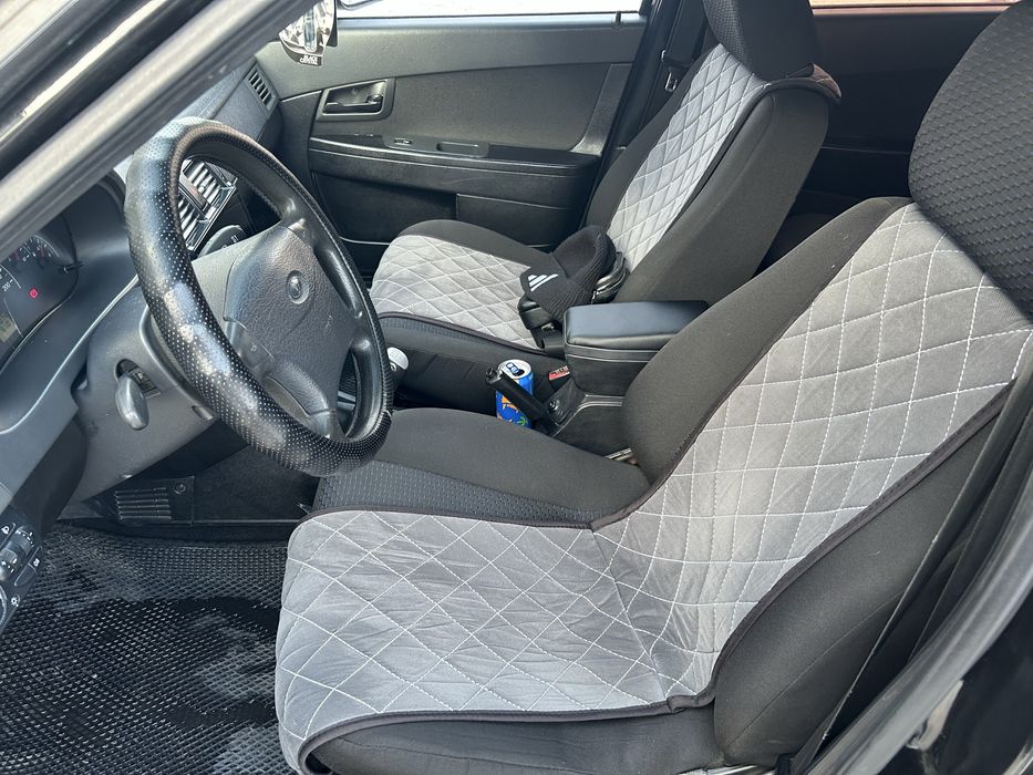 Продам приору 2011 год