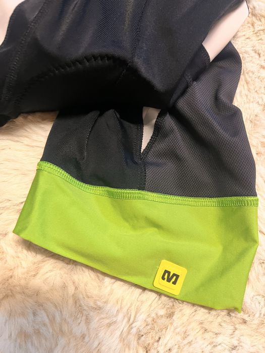 Pantaloni scurzi cu bretele ciclism  marime S