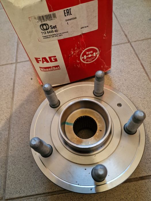 Butuc cu rulmenti roata fata  Insignia A