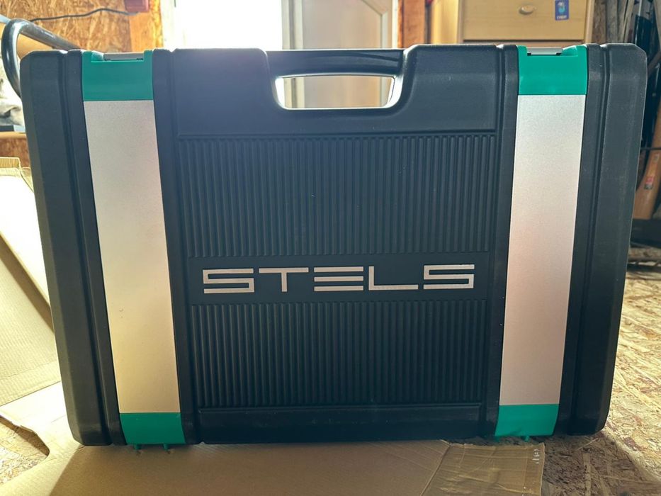 Продам набор инструментов Stels