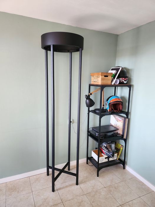 Закачалка за дрехи/закачалка подова