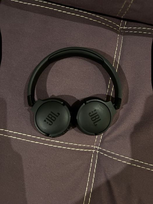 JBL TUNE670NC срочно