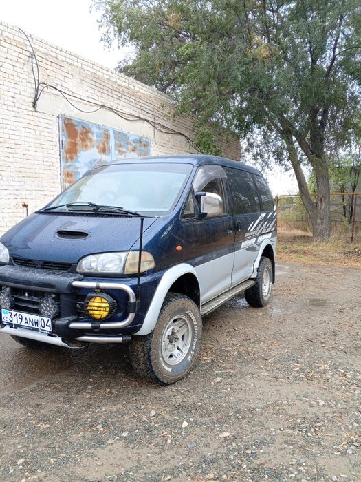 Продам Mitsubishi Delica
