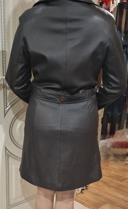 Продам кожаный плащ 44-46р