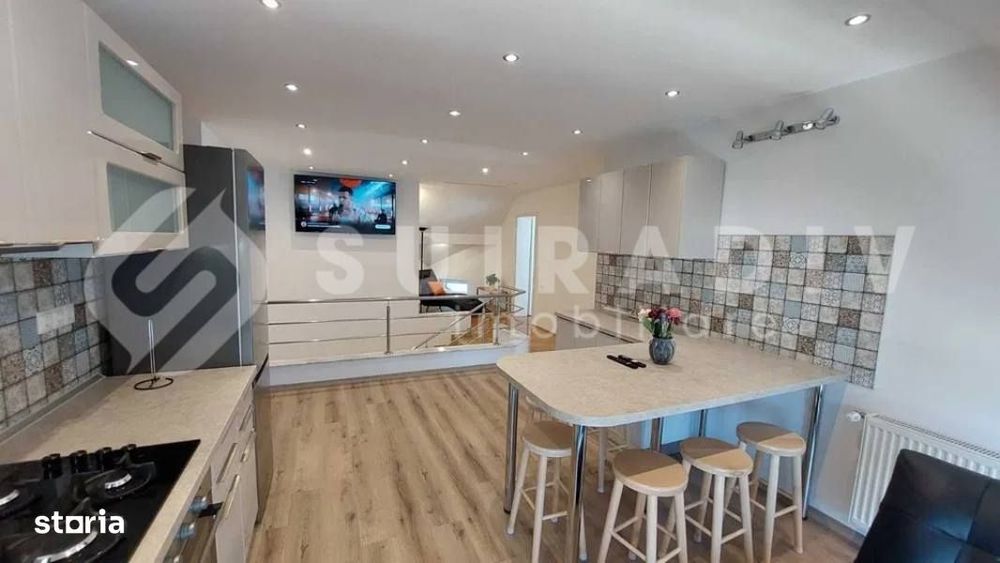 Apartament cu scara interioara, parcare- Europa