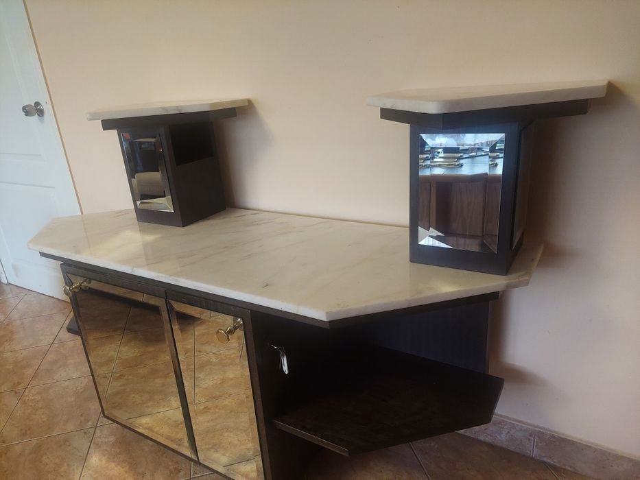 Comodă TV masivă cu blat marmură