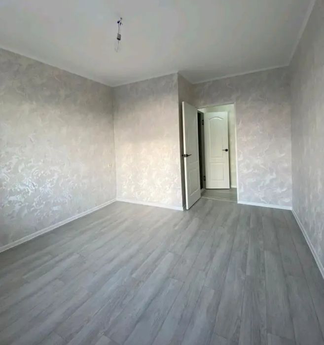 продам 3-х ком. гарышкер 4-этаж