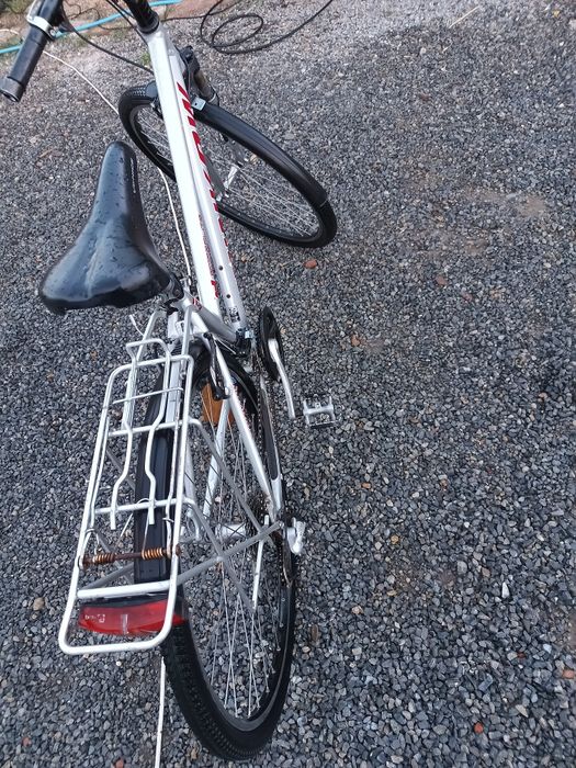 Bicicleta cadru aluminiu roti 28