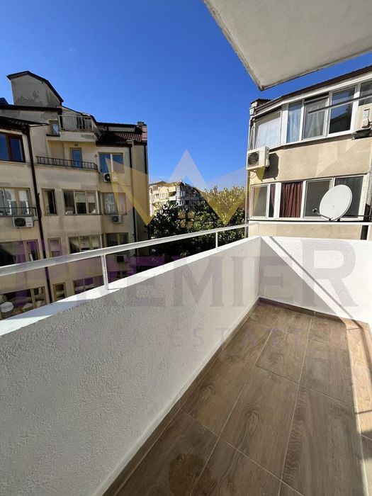 Дава се под наем Двустаен апартамент в Варна, Колхозен пазар - 50 кв.м за 400 € - Снимка #9