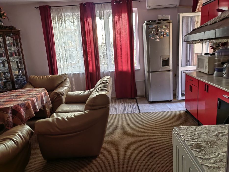 Дава се под наем Двустаен апартамент в Несебър - 67 кв.м за 70000 € - Снимка #1