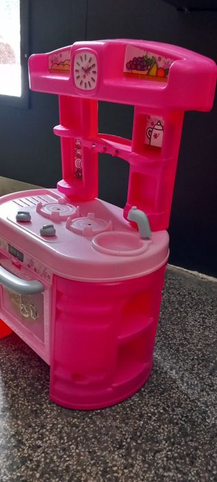 Детска кухня за игра