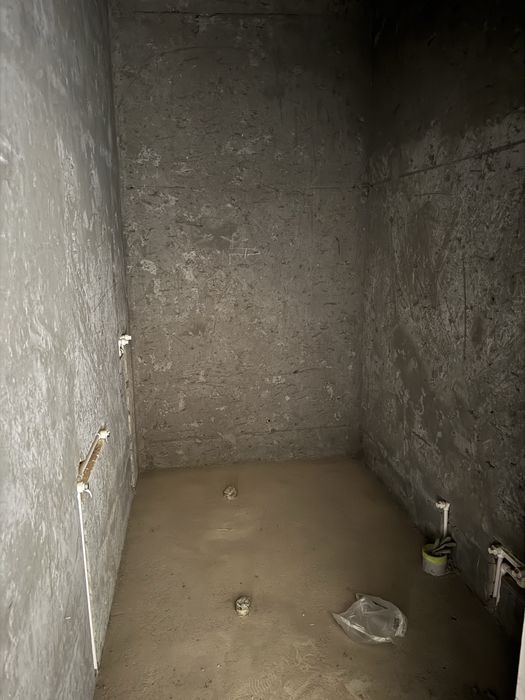 киров  хокимият орка томонида  2сотих  8хона +падвал  учасктка